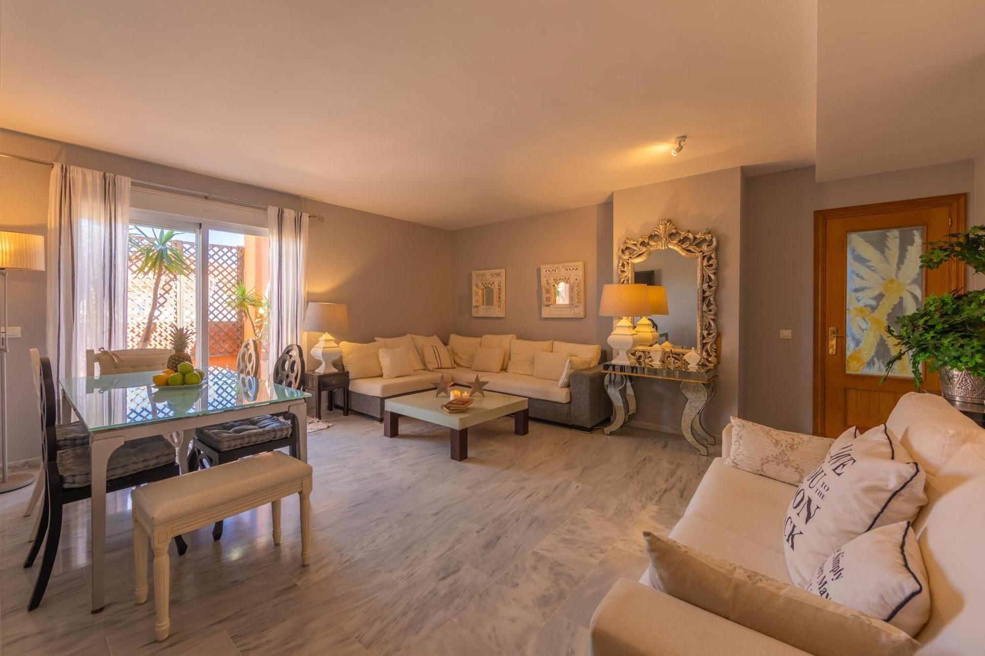 Penthouse La Marina *